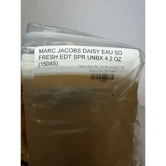 Marc Jacobs Daisy Eau So Fresh 150ml 4.2 Fl. oz - Picture 4 of 4